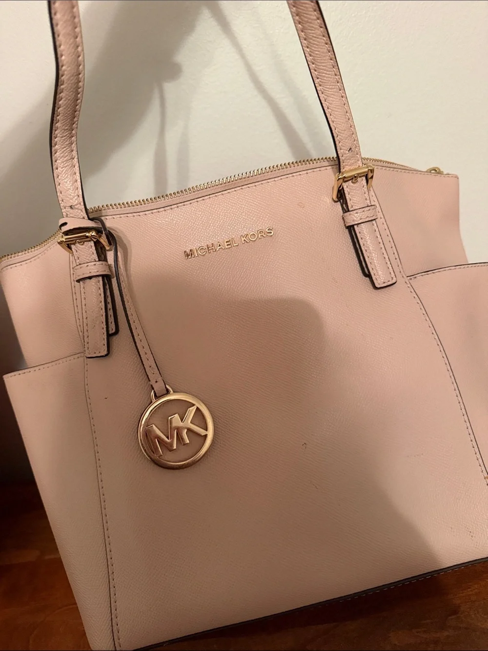 Michael Kors Beige Leather Tote with Logo Charm - Picture 4 of 6